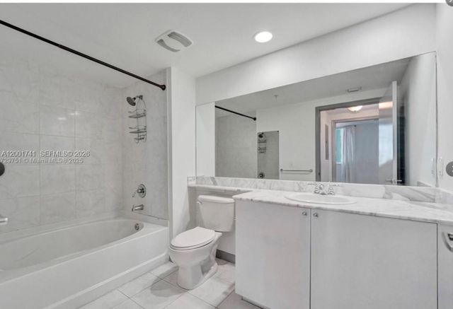 2775 NE 187th St 509, Aventura, FL 33180