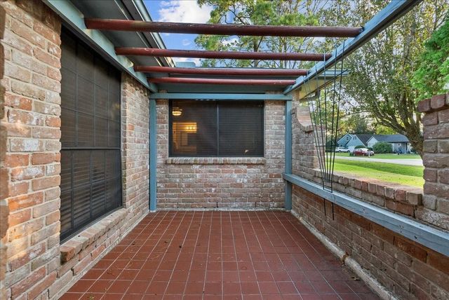 3727 Rau Drive, Dickinson, TX 77539