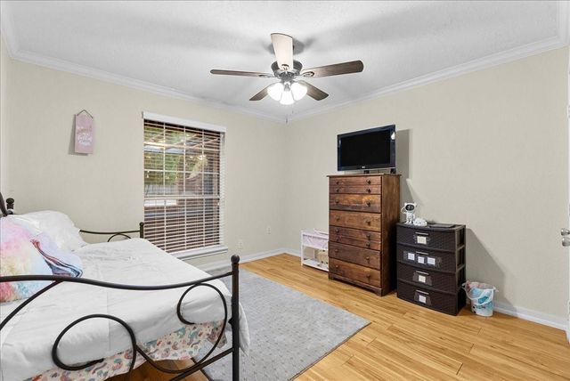 3727 Rau Drive, Dickinson, TX 77539