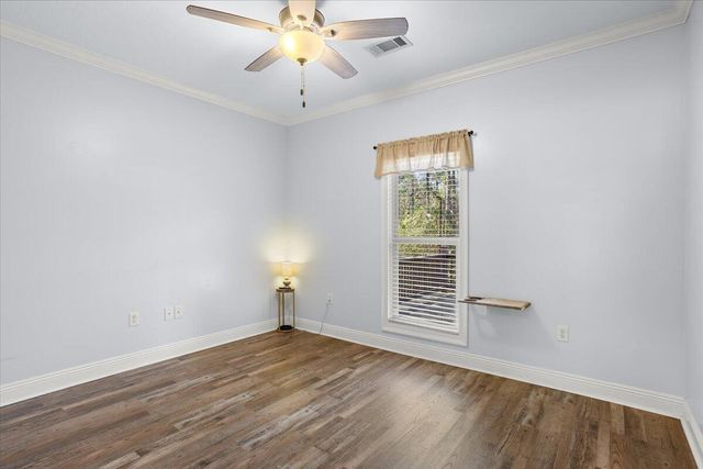 14 E Donnington Ct., Hattiesburg, MS 39402