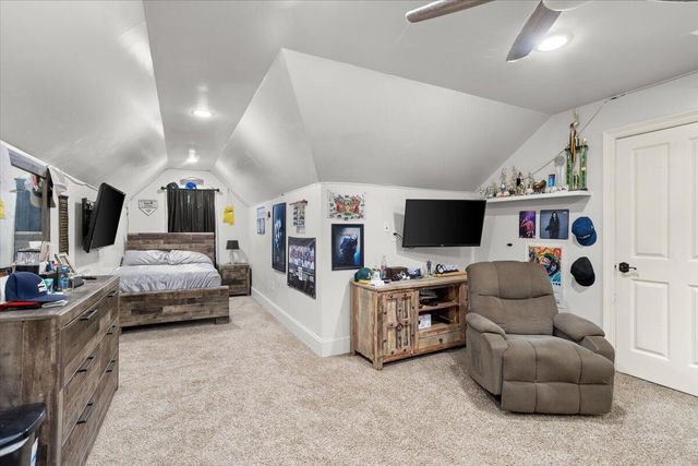 14 E Donnington Ct., Hattiesburg, MS 39402