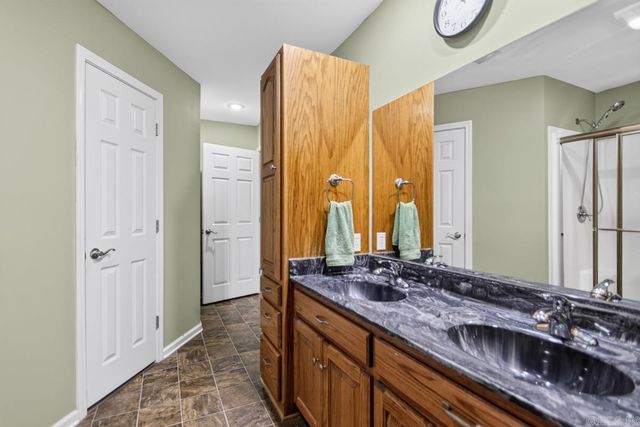 6618 Foxrun East End Dr, Mabelvale, AR 72103
