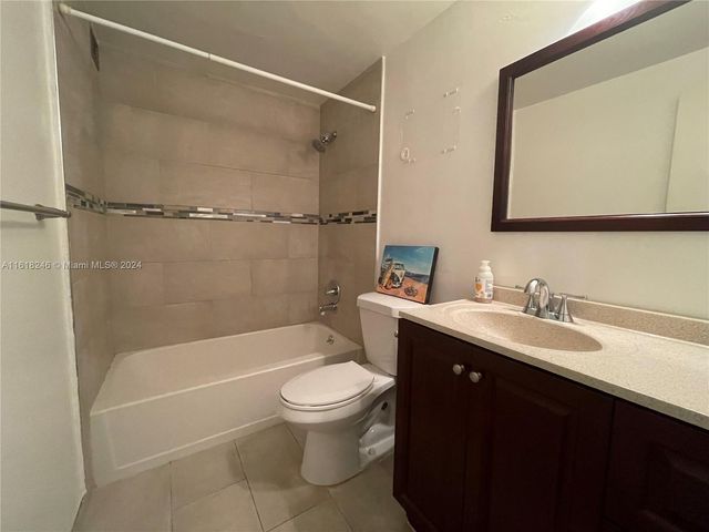 3505 S Ocean Dr 310, Hollywood, FL 33019