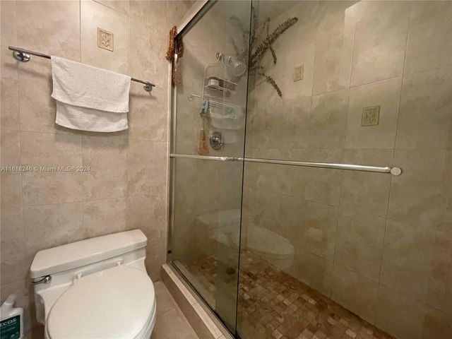 3505 S Ocean Dr 310, Hollywood, FL 33019