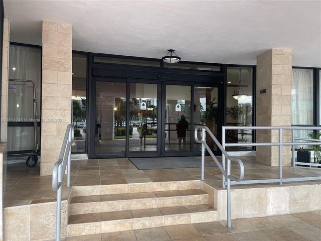 3505 S Ocean Dr 310, Hollywood, FL 33019