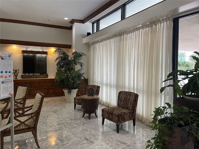 3505 S Ocean Dr 310, Hollywood, FL 33019