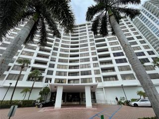 3505 S Ocean Dr 310, Hollywood, FL 33019