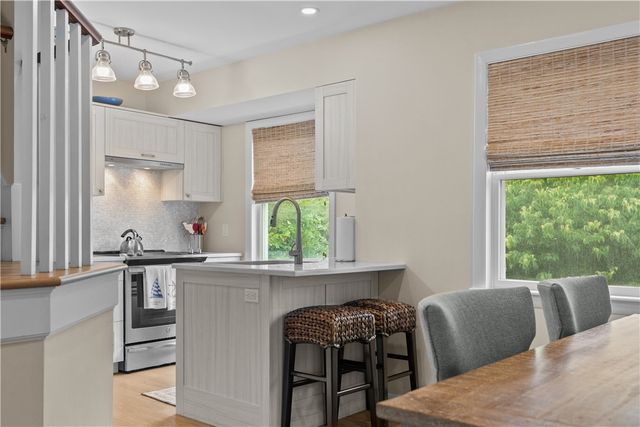 364 Bellevue Avenue D7, Newport, RI 02840