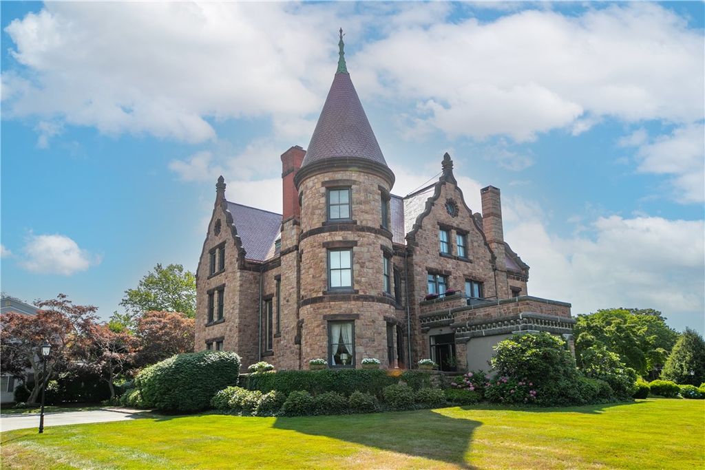364 Bellevue Avenue D7, Newport, RI 02840