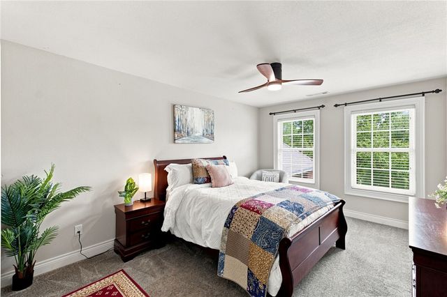 905 NW Provence Place, Bentonville, AR 72712