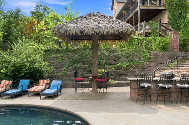 905 NW Provence Place, Bentonville, AR 72712
