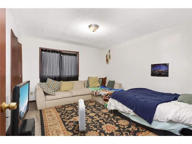 3201 3rd Avenue S, Minneapolis, MN 55408