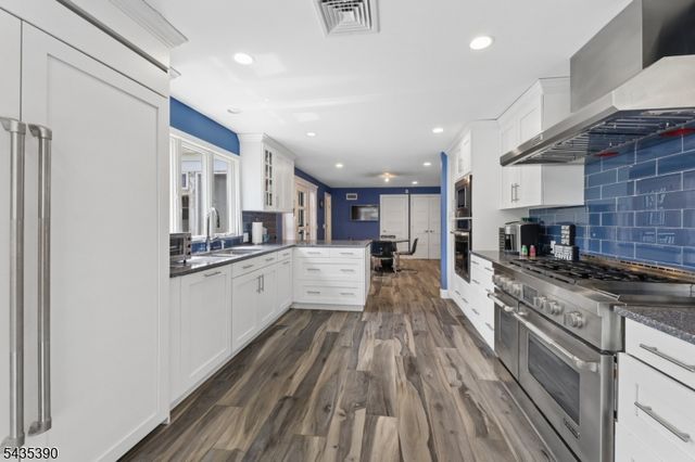 1271 Alicia Ave, Teaneck Twp., NJ 07666