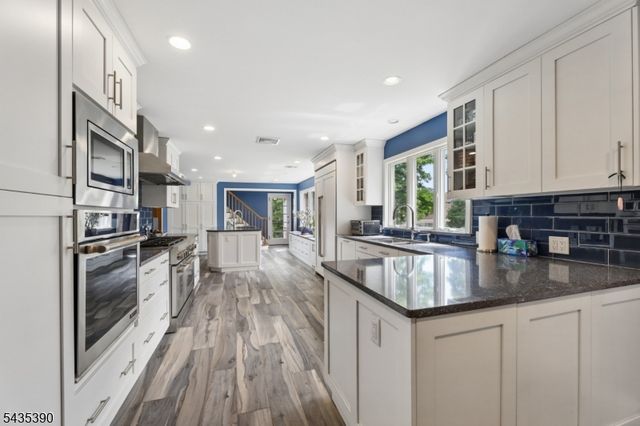 1271 Alicia Ave, Teaneck Twp., NJ 07666