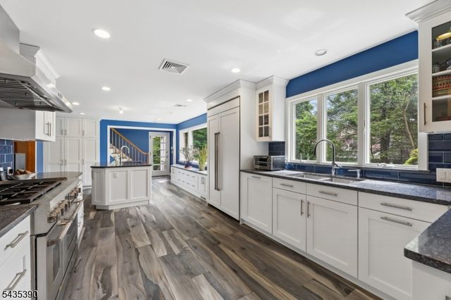 1271 Alicia Ave, Teaneck Twp., NJ 07666