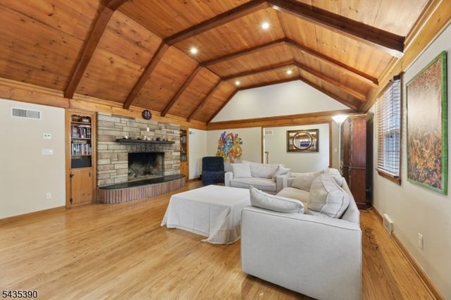 1271 Alicia Ave, Teaneck Twp., NJ 07666