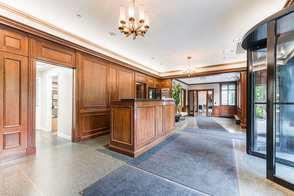 55 W Delaware Place 1007, Chicago, IL 60610 — photo 2