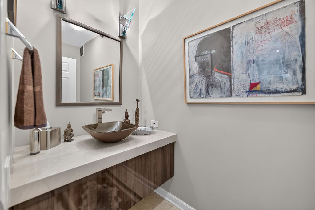 55 W Delaware Place 1007, Chicago, IL 60610 — photo 4