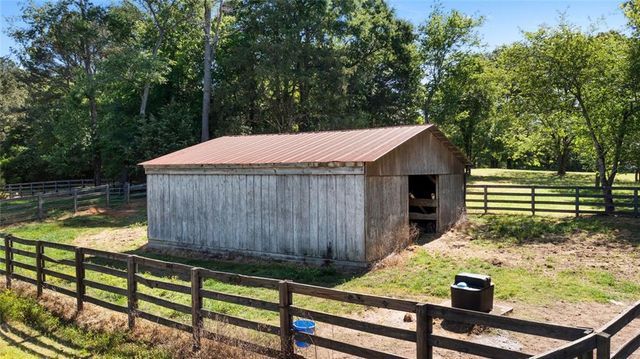 1132 Euharlee Road, Kingston, GA 30145