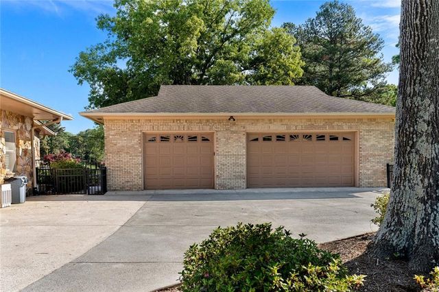 1132 Euharlee Road, Kingston, GA 30145