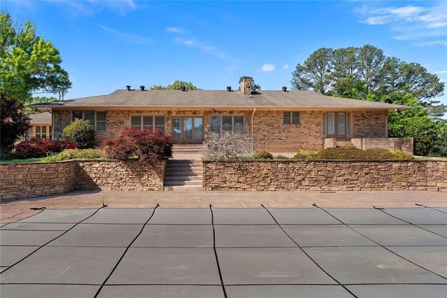 1132 Euharlee Road, Kingston, GA 30145