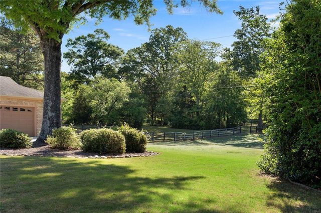 1132 Euharlee Road, Kingston, GA 30145