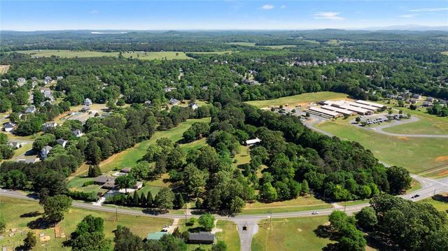 1132 Euharlee Road, Kingston, GA 30145
