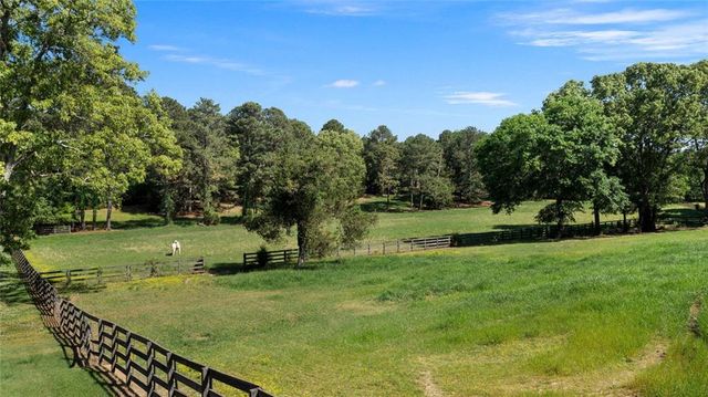 1132 Euharlee Road, Kingston, GA 30145