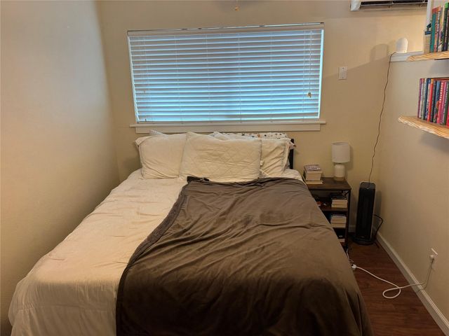 304 E 33rd ST 9, Austin, TX 78705