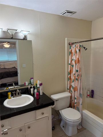 304 E 33rd ST 9, Austin, TX 78705