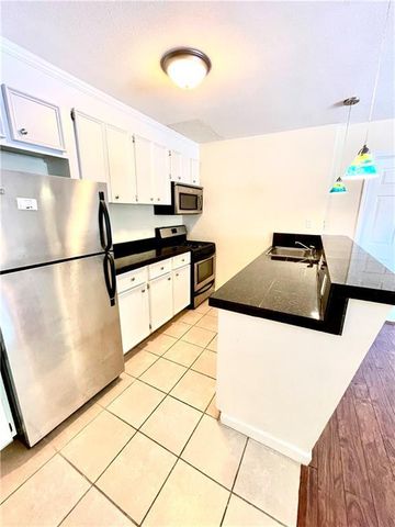 304 E 33rd ST 9, Austin, TX 78705