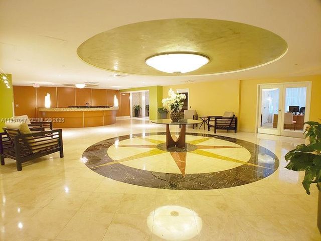 7350 SW 89th St 1611S, Miami, FL 33156