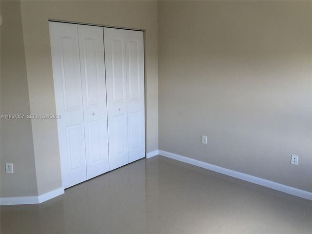 7350 SW 89th St 1611S, Miami, FL 33156