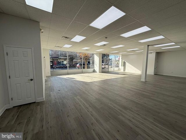 527-529 MONMOUTH ST, Gloucester City, NJ 08030