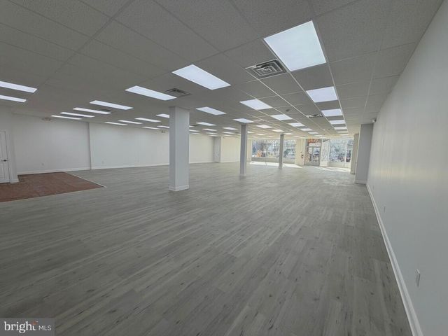 527-529 MONMOUTH ST, Gloucester City, NJ 08030