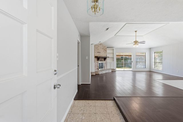 6807 Falling Waters Drive, Spring, TX 77379