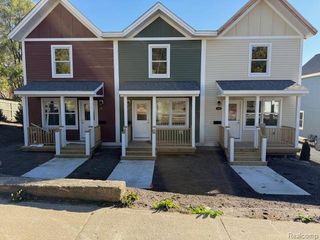 308 High Street 1, Ypsilanti, MI 48198