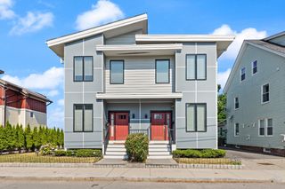 35 Bacon Street 35, Watertown, MA 02472
