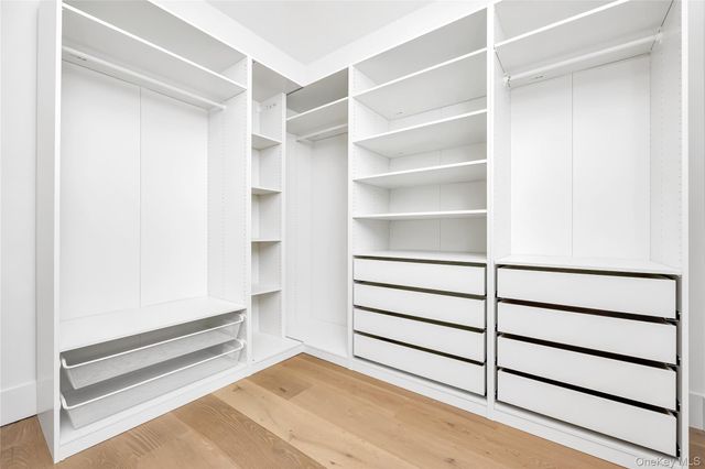 523 Long Beach Road, Nissequogue, NY 11780