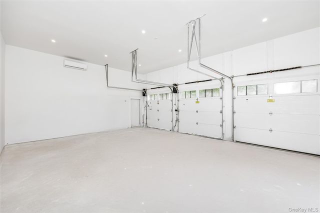 523 Long Beach Road, Nissequogue, NY 11780