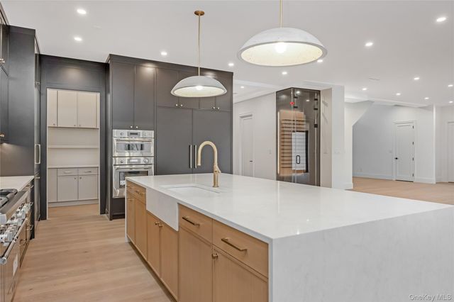 523 Long Beach Road, Nissequogue, NY 11780