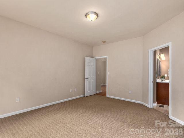 509 Shamrock Drive, Asheville, NC 28803
