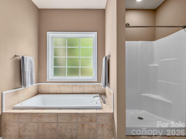 509 Shamrock Drive, Asheville, NC 28803