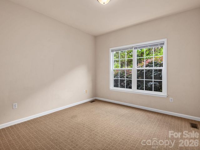 509 Shamrock Drive, Asheville, NC 28803