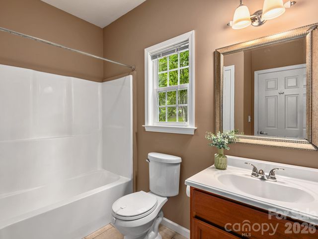 509 Shamrock Drive, Asheville, NC 28803