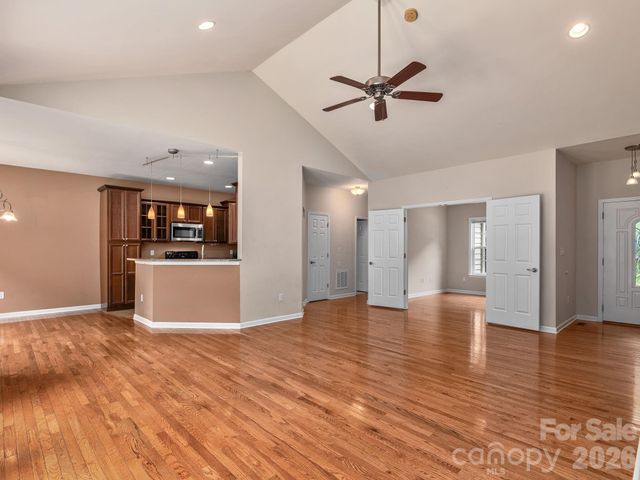 509 Shamrock Drive, Asheville, NC 28803
