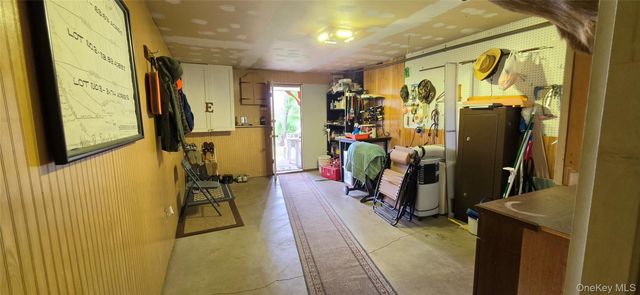 125 Woods Road, Barryville, NY 12719