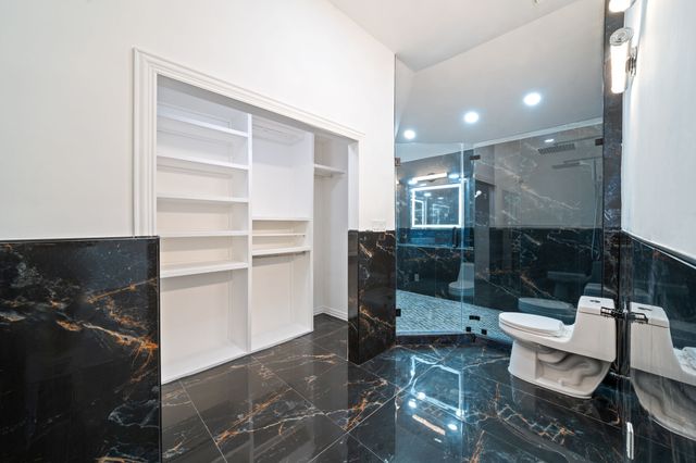 721 Keessee Drive, Cedar Hill, TX 75104