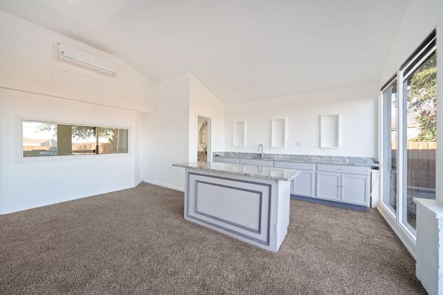 721 Keessee Drive, Cedar Hill, TX 75104