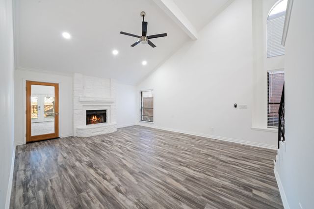 721 Keessee Drive, Cedar Hill, TX 75104